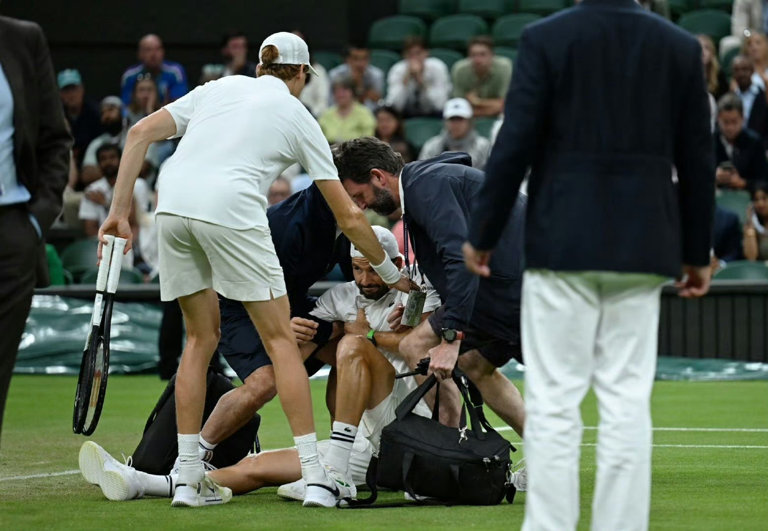 爱游戏平台包含冲刺阶段拜仁慕尼黑造点机会纽卡斯尔状态回暖备战社区盾，纳达尔与50激战TL分钟看傻球迷的词条